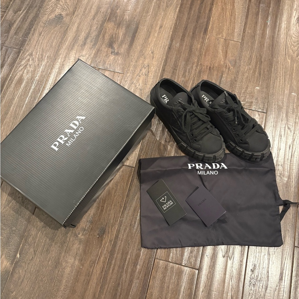 PRADA SNEAKERS